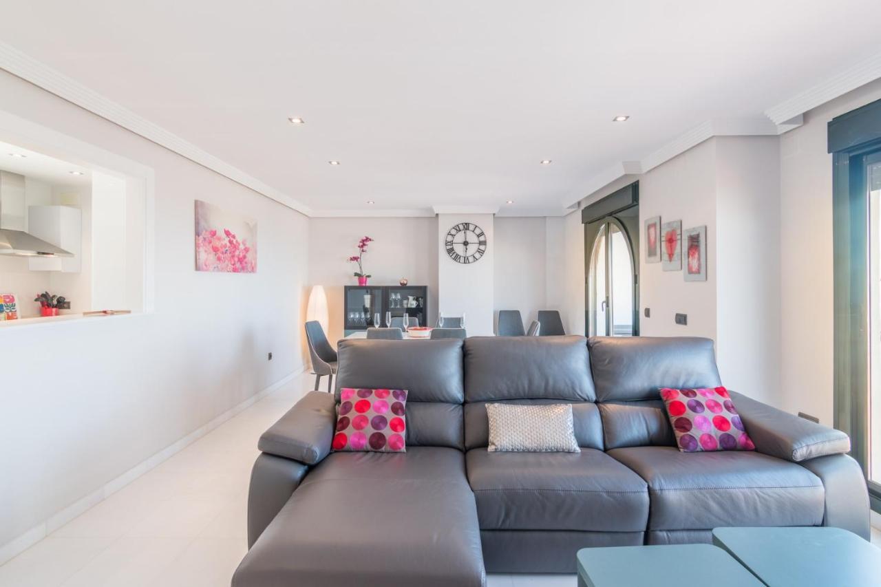 2186-Luxury Sea View Penthouse In Casares Costa Apartment Екстериор снимка