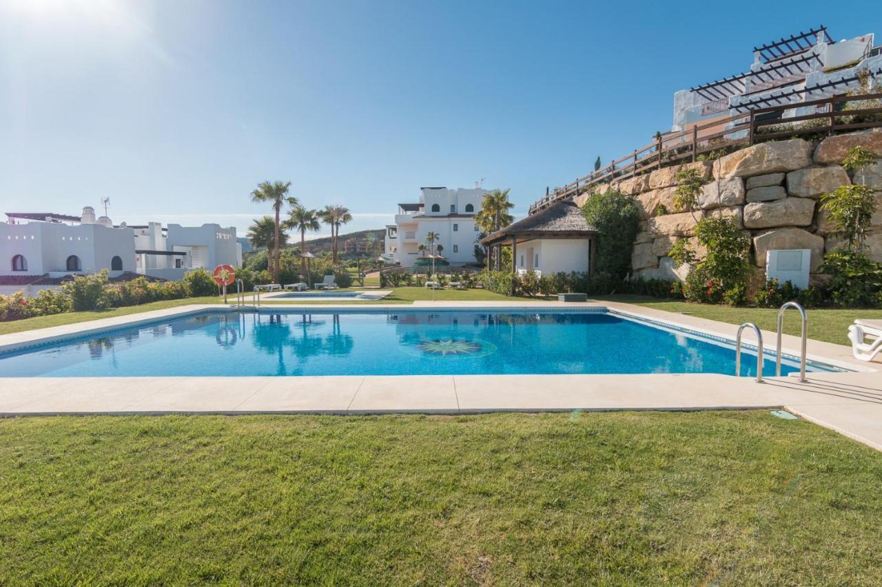 2186-Luxury Sea View Penthouse In Casares Costa Apartment Екстериор снимка